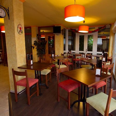 Hotel El Refugio 3 Estrellas Cobreces Ngoại thất bức ảnh
